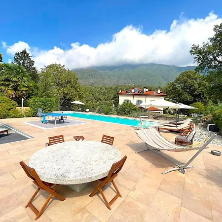 The Comfortable House With Big Pool In The Center Of Ferienhaus Mergozzo
