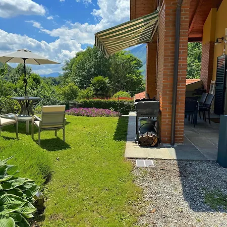 The Comfortable House With Big Pool In The Center Of