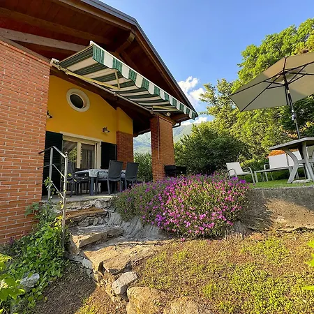 The Comfortable House With Big Pool In The Center Of